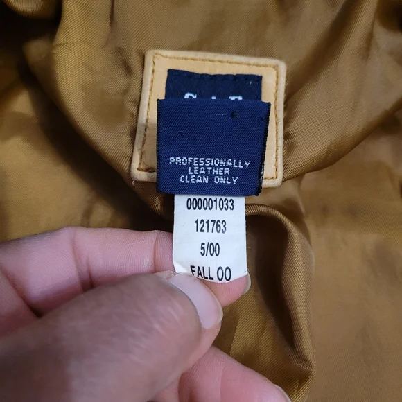 Spring 2026 Trend Vinatge GAP Tan Leather Jacket - Picture 9 of 16